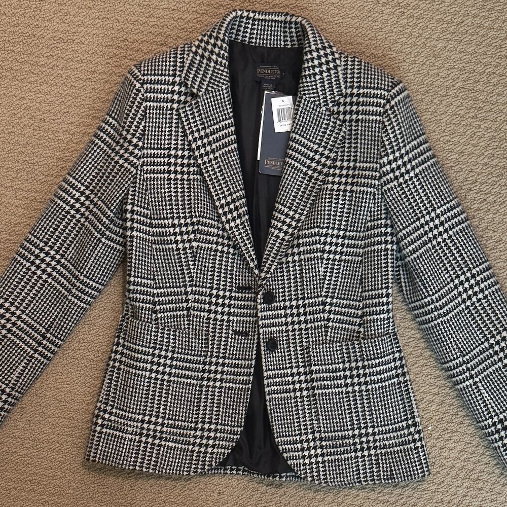 NWT Pendleton Virgin Wool Houndstooth Blazer – Size 4, Black & White